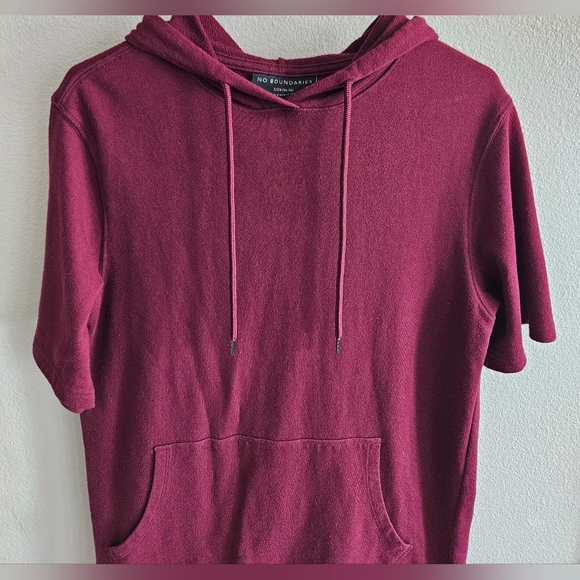 No Boundaries Tops - 4/$30 No Boundaries Maroon Short Sleeve Hoodie. 5/$30